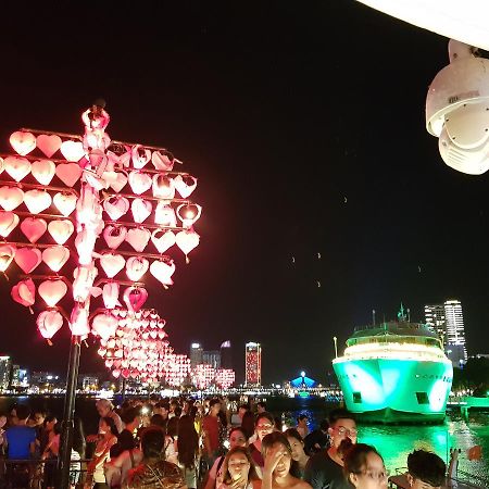Riverside Apartment Da Nang Bagian luar foto